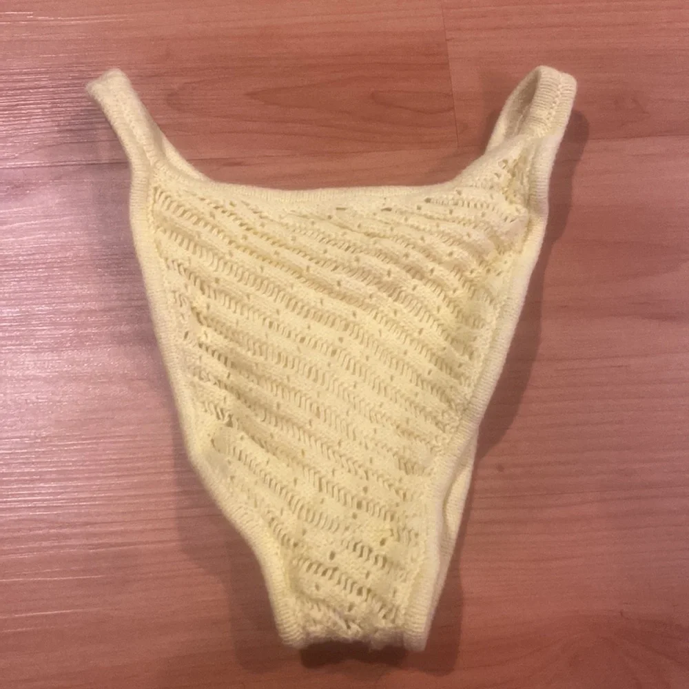 Frankie’s Bikinis Tide Crochet Cheeky Bikini Bottom - honey butter